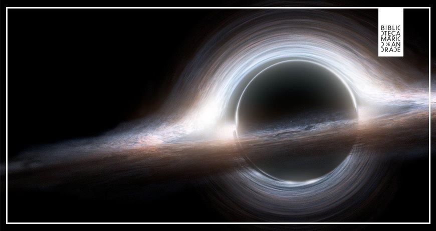 Imagem da região espacial denominada buraco negro.